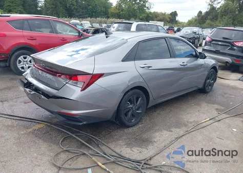 2022 Hyundai Elantra Sel z USA, uszkodzony, nr VIN KMHLS4AG0NU314818